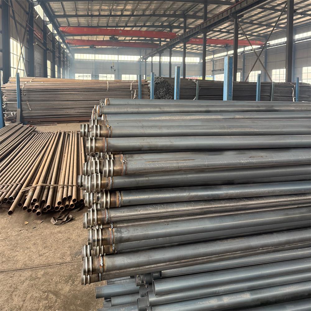 宝益德钢管濮阳市销售处 厂区及加工车间
